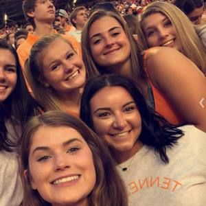 Meet your Posher, Avacaroline